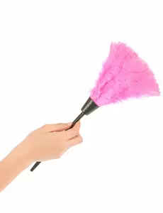 Różowa miotełka do kurzu
