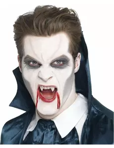 Halloweenowe zęby wampira