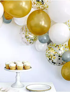 40 biało-złoty zestaw łuków balonowych z konfetti