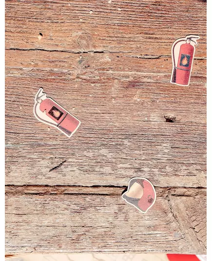 100 papierowych konfetti strażackich w kolorze czerwono-złotym o średnicy od 2 do 4,5 cm, image 2